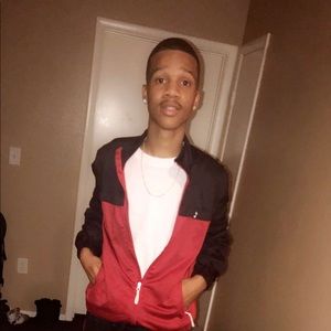 Meet your Posher, Everett